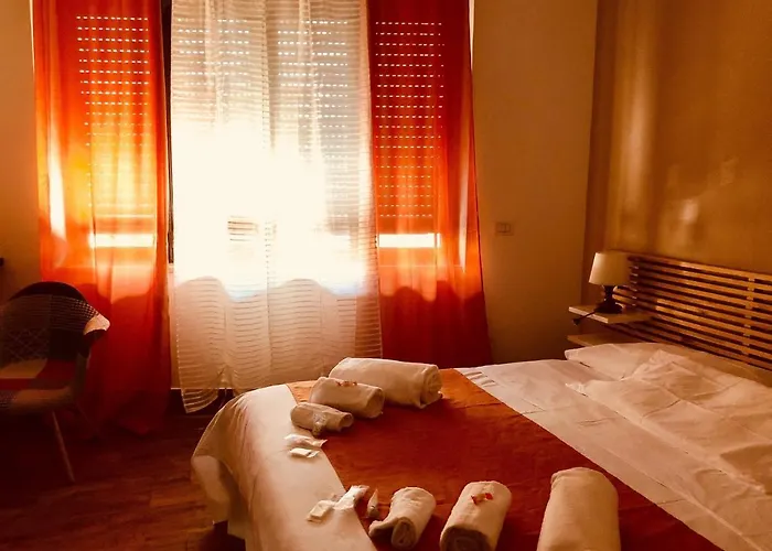 Central Station Deluxe نابولي