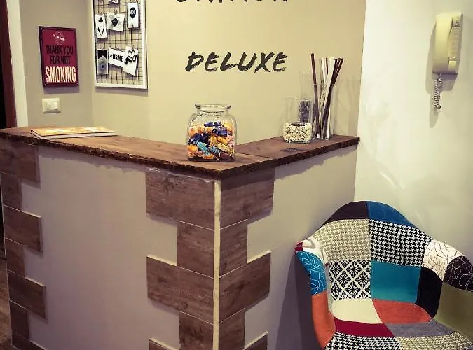 فندق مبيت وإفطار Central Station Deluxe *